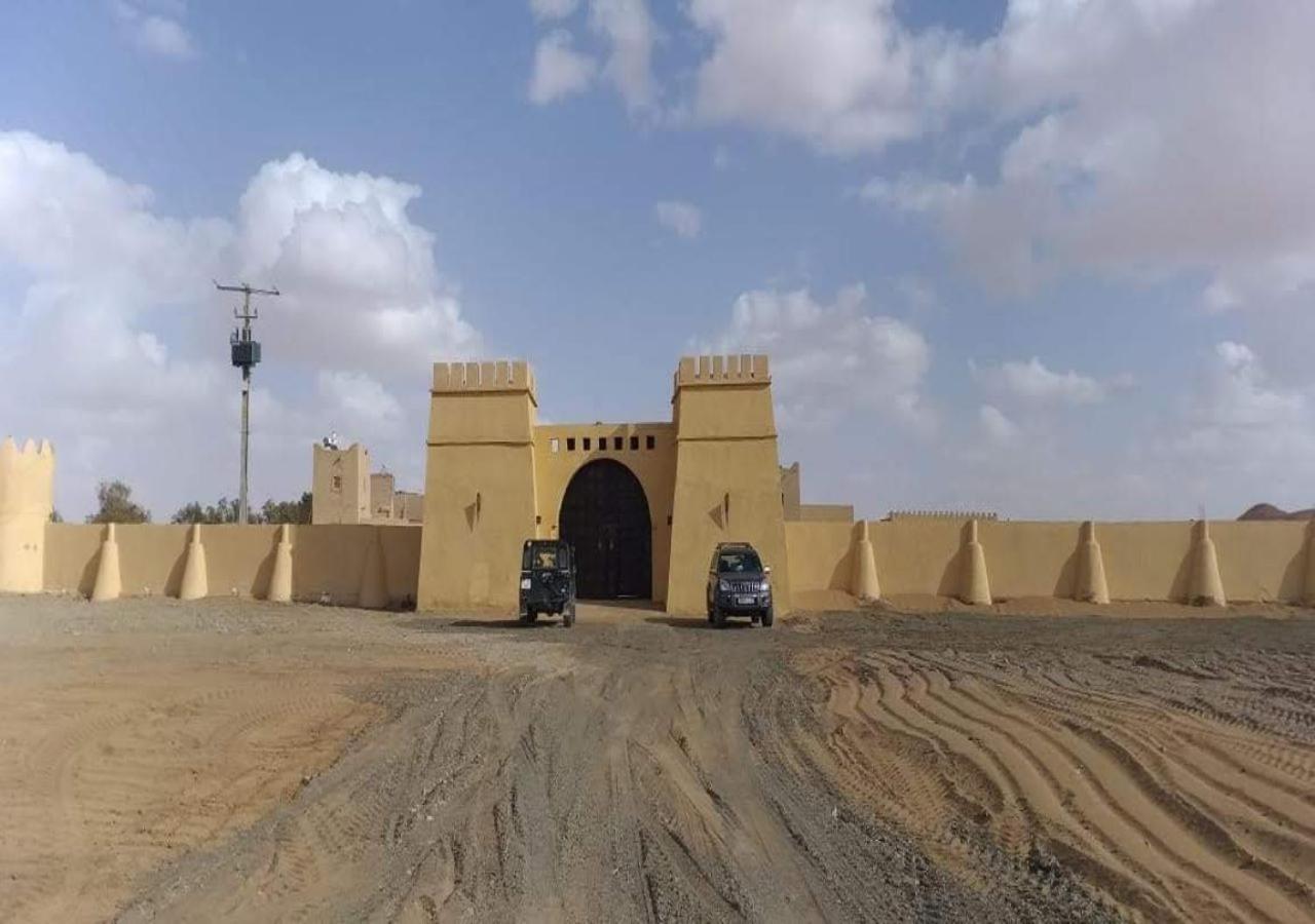 Kasr Tin Hinane Hotel Merzouga Buitenkant foto
